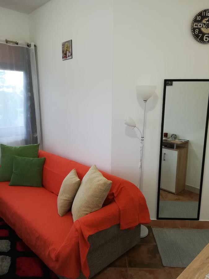 Apartment Mis Floura Fiume Esterno foto